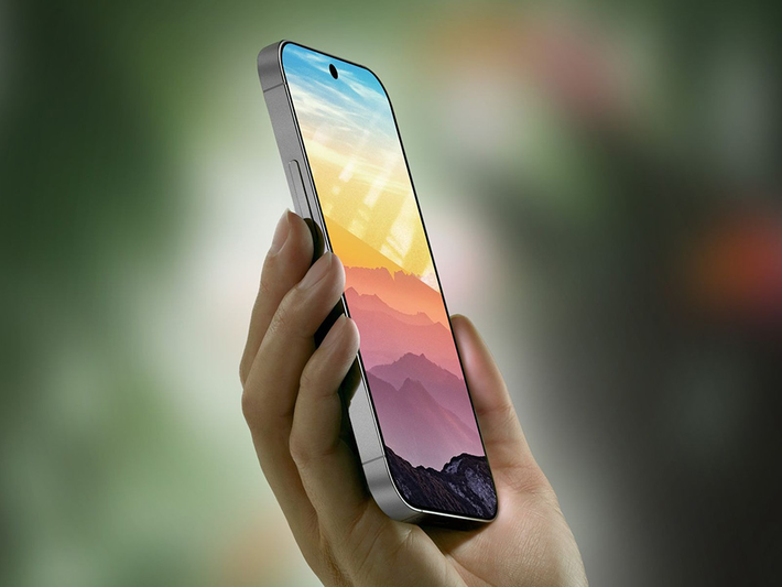 Trong một tweet được chia sẻ trên Twitter, leaker ShrimpApplePro đã gợi ý rằng iPhone 16 sẽ có chipset A18 Bionic dựa trên tiến trình 3nm của TSMC để có hiệu suất CPU và GPU tốt hơn. Ngoài ra, dòng iPhone 2024 cũng sẽ sử dụng RAM LPDDR5X nhanh hơn. Để so sánh, iPhone 14 Pro có RAM LPDDR5 và công nghệ cũng sẽ được áp dụng trên loạt iPhone 15 Pro dự kiến ra mắt vào mùa thu năm nay.