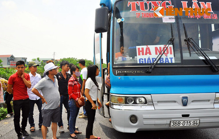 Thượng tá Nguyễn Khánh Trường - Phó trưởng Công an TP Phủ Lý - cho biết: “Những ngày nghỉ lễ, các phương tiện tham gia giao thông tăng gấp đôi ngày thường. Chính vì vậy, chúng tôi đã huy động huy động 100% cán bộ chiến sĩ CSGT làm nhiệm vụ ở các điểm có khả năng ùn tắc để phân luồng hướng dẫn giao thông”.