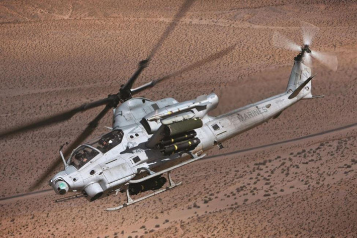 Truyền thông Mỹ cho biết, nhiều khả năng Philippines sẽ mua được các trực thăng AH-1 Viper của nước này do có giá thành rẻ hơn và chi phí vận hành thấp hơn so với AH-64E. Nguồn ảnh: Pinterest.