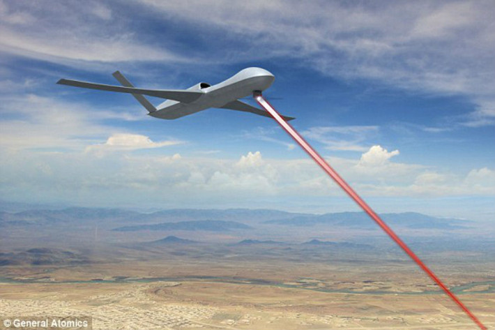 Trong tương lai, rất có thể các hệ thống vũ khí laser của Mỹ sẽ còn được làm nhỏ hơn nữa, có thể hoạt động được từ trên các máy bay không người lái cỡ lớn. Nguồn ảnh: Veid.