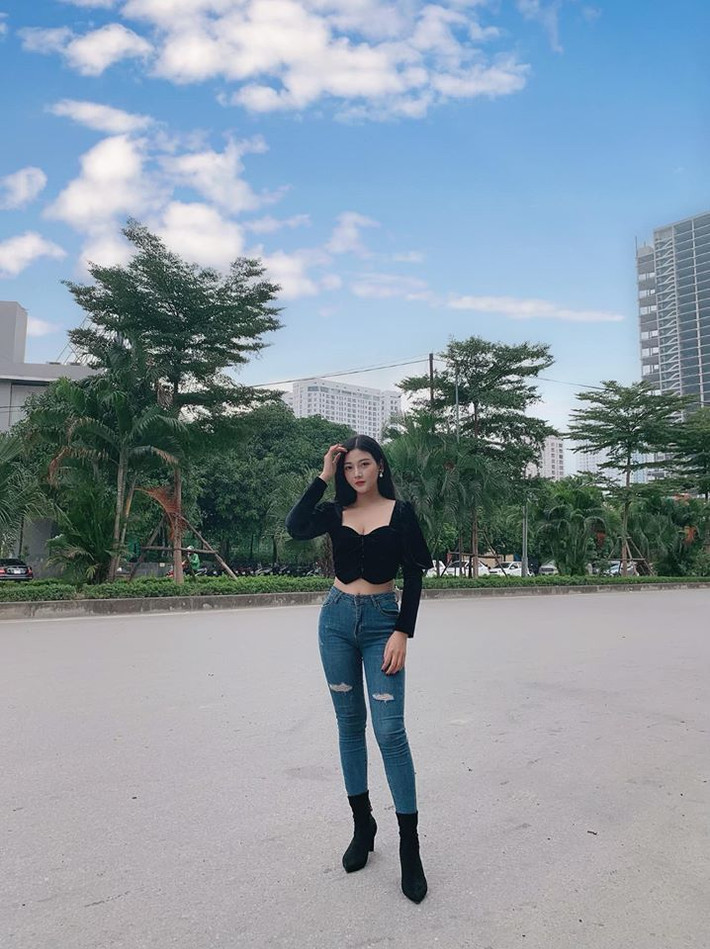 Trong thời gian tới, cô nàng sẽ tiếp tục học tập để rèn luyện các kỹ năng bổ trợ cho nghề. Đồng thời, Kiều Yến Ngọc tham gia hoạt động nghệ thuật để có thêm nhiều kinh nghiệm và ngày càng thành công trong lĩnh vực nghệ thuật.