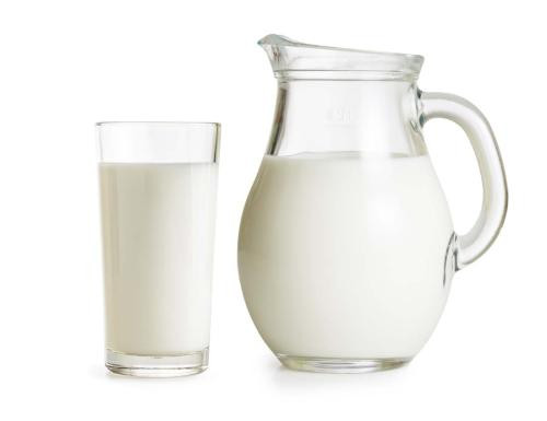 Sữa tươi: Sữa chúng ta dùng thường là sữa đã được chế biến và đóng bao bì. Nhiều người cho rằng sữa tươi vắt trực tiếp chính là nguồn sữa dinh dưỡng nhất. Tuy nhiên sữa tươi sẽ tiềm ẩn nhiều nguy hiểm đến sức khỏe, cần hết sức thận trọng khi sử dụng.