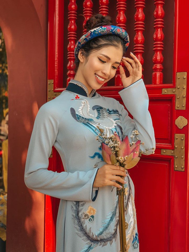 Dạo gần đây có nhiều lời đồn đoán cho rằng Quỳnh đi nâng mũi và bơm môi. Tuy nhiên người đẹp khẳng định cô rất sợ đau nên không dám phẫu thuật thẩm mỹ, tất cả là ba mẹ đã cho ngoại hình này.
