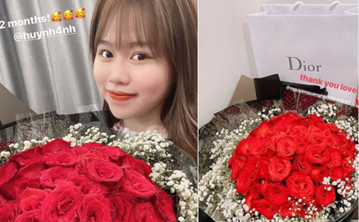 Có vẻ như sau khi nhiều lùm xùm xảy ra, Huỳnh Anh luôn ở bên Quang Hải chứ không chia tay như đồn đoán. Mời quý độc giả đón xem thêm video Huỳnh Anh muốn chia tay sau ồn ào của Quang Hải? - Nguồn: VTC NOW