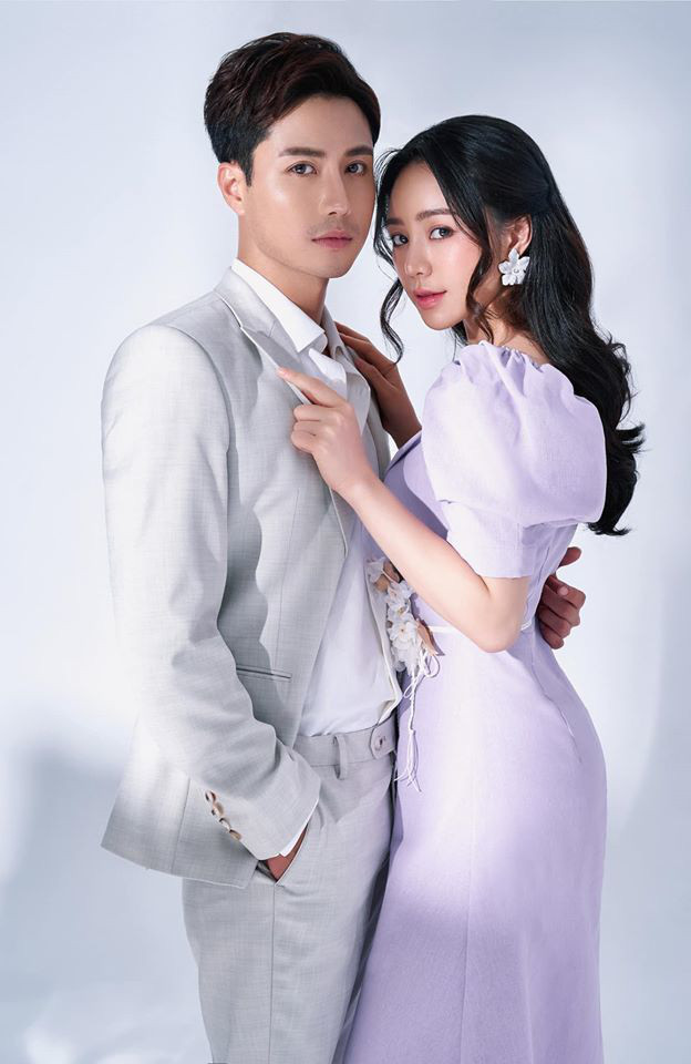Hiện tại, Quỳnh Kool và nam diễn viên Thanh Sơn đang nhận được sự quan tâm từ khán giả. Diễn xuất ngọt ngào và ăn ý, cộng với những bộ ảnh tình cảm họ đã làm dấy lên tin đồn "phim giả tình thật" nhưng không ai lên tiếng xác nhận. Mời quý độc giả đón xem thêm video Thanh Sơn hôn Quỳnh Kool tới..7 lần mới ưng - Nguồn: VTC NOW