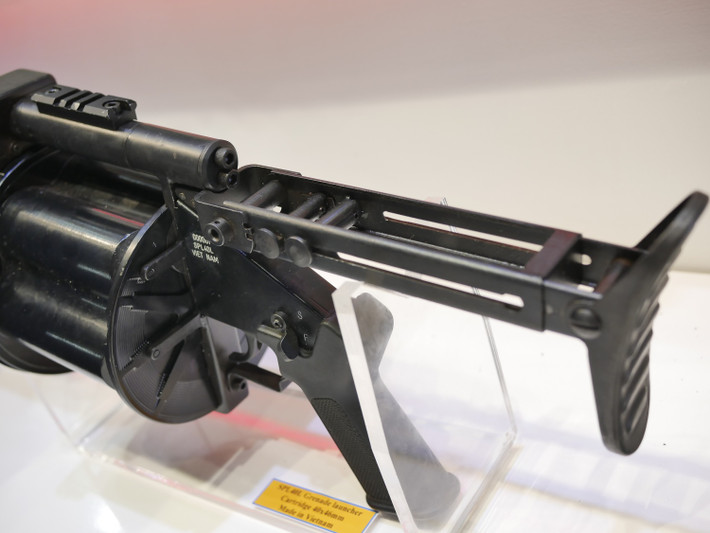 Do sử dụng cùng cỡ đạn với M-79, Việt Nam cũng hoàn toàn có thể tự chủ, sản xuất với số lượng lớn đạn phóng lựu cho loại vũ khí này. Nguồn ảnh: Firearmblog.