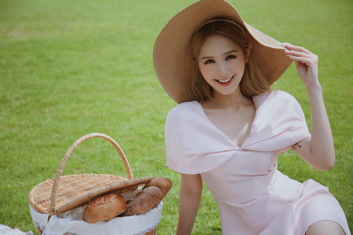 Trên trang cá nhân, Xoài Non cũng chịu khó chia sẻ cuộc sống hôn nhân, gia đình với mọi người bằng chuyên mục Q&A ở Instagram.
