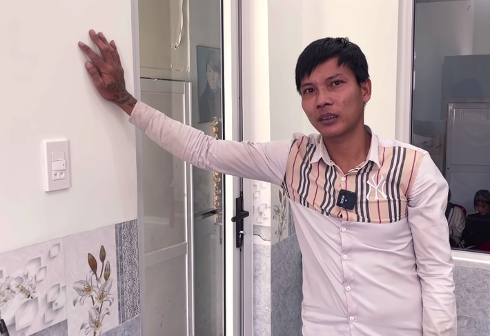 Nam Youtuber Khánh Hòa cũng không quên cho biết về chi phí cho người xem tham khảo. Lộc Fuho chia sẻ chi tổng cộng 104.920.000 đồng để có căn nhà như hiện tại.