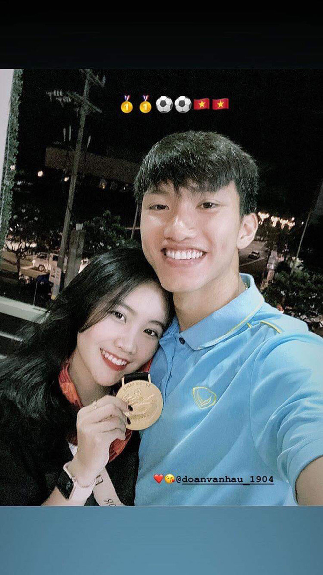 Trang Instagram của cô nàng hiện tại đã có 174K người theo dõi, Facebook sương sương cũng 173k follower.
