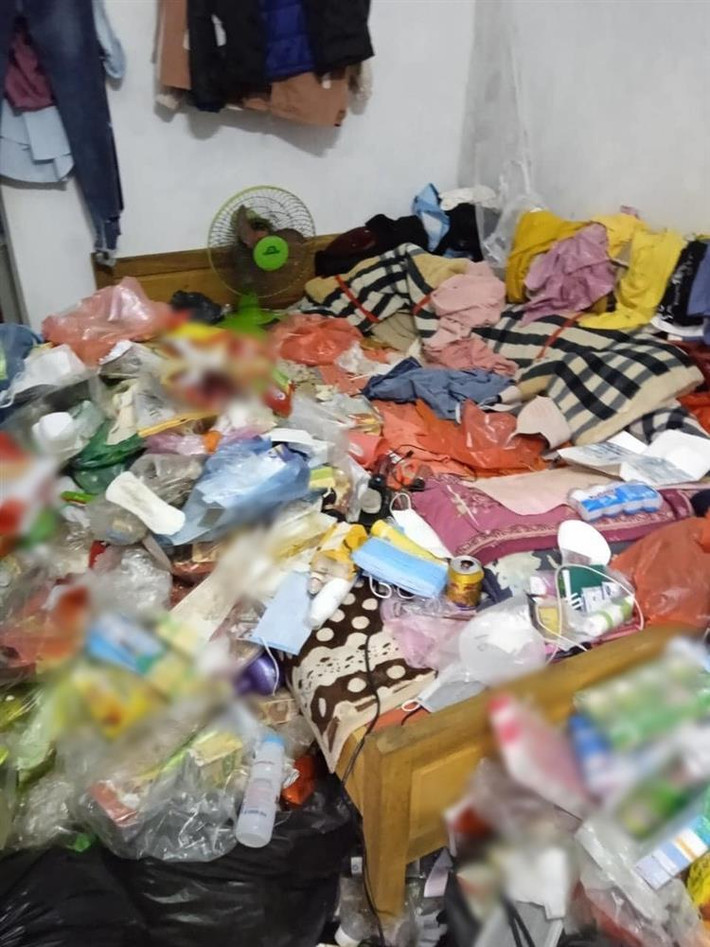 Sự việc diễn ra tại Thái Nguyên. Theo chủ nhà trọ, người thuê phòng là một cô gái sinh năm 1995.
