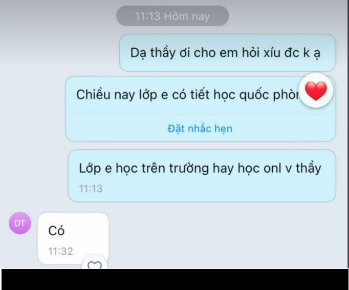 Thời gian dài nghỉ ở nhà vì dịch bệnh nên nhiều giáo viên và học sinh đã dần quen với việc học online. Để có thể tương tác với học trò nên các lớp học đã tạo ra các nhóm chát để trò chuyện, trao đổi về học hành.