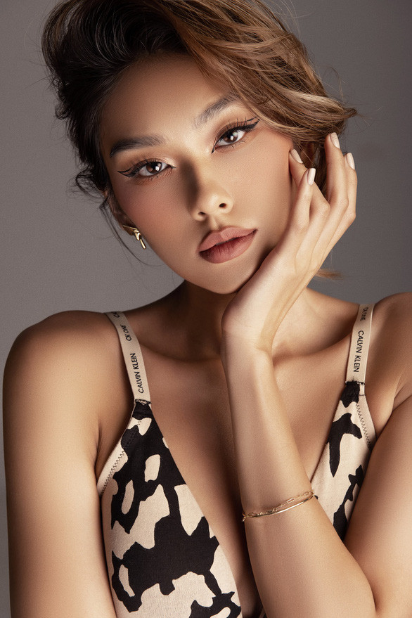Thảo Nhi Lê được xem là cặp "chị chị em em" cùng với Tiên Nguyễn trong giới rich kid Việt.
