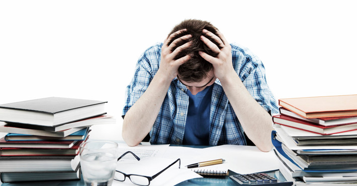 Theo nghiên cứu của các bác sĩ Brazil, những người stress thường có xu hướng bị bệnh nha chu hơn người thường.