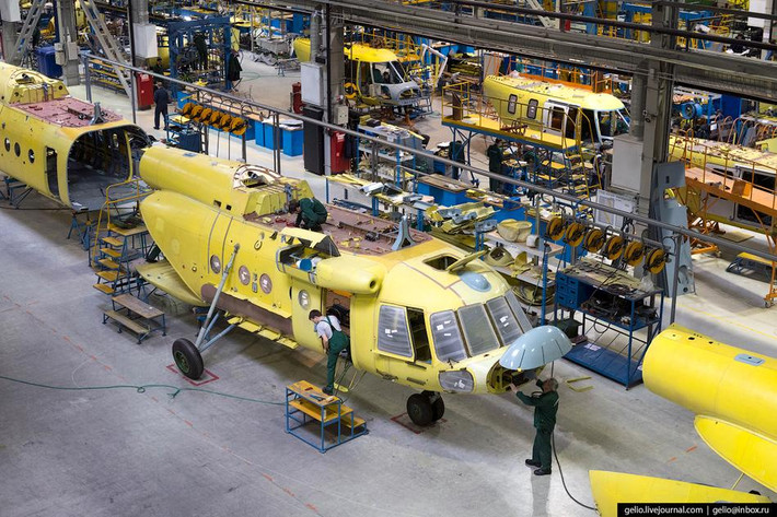 Là một công ty con thuộc Tổng công ty Trực thăng Nga "Russian Helicopter", nhà máy Kazan đã và đang là nơi lắp ráp các loại trực thăng như Mi-8, Mi-17, Mi-14, Mi-38, Ansat Aktai,... Nguồn ảnh: Livejounal.