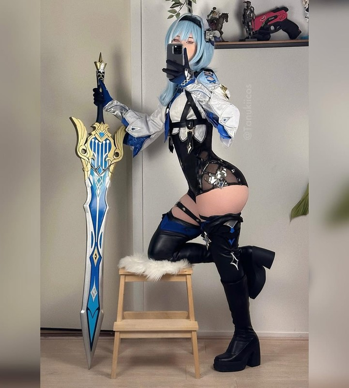 Tanukii không phải là coser duy nhất theo đuổi phong cách táo bạo, nhưng cách cô nàng thể hiện cá tính riêng biệt và sự đầu tư nghiêm túc vào từng sản phẩm luôn khiến người hâm mộ phải trầm trồ. (Ảnh: IGNV)