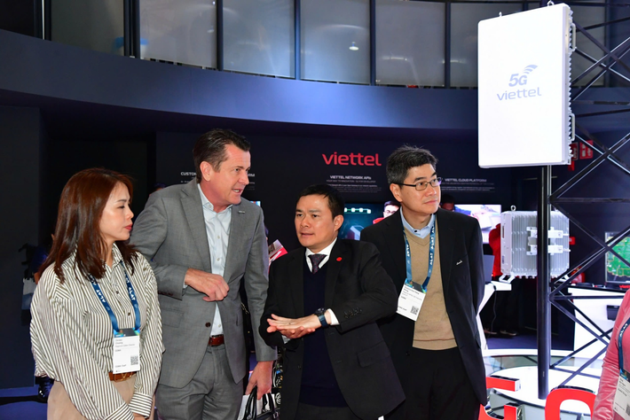 Viettel giới thiệu 22 sản phẩm thuộc ba nhóm: hạ tầng mạng lưới, nền tảng số và ứng dụng số. (Ảnh: Viettel Group)