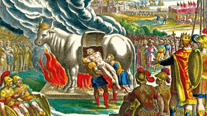 Khoảng năm 560 TCN, ở Athens, Hy Lạp cổ đại, nhà điêu khắc Perilaus đã lấy lòng Phalaris, bạo chúa xứ Akragas bằng cách tạo ra một con bò bằng đồng.