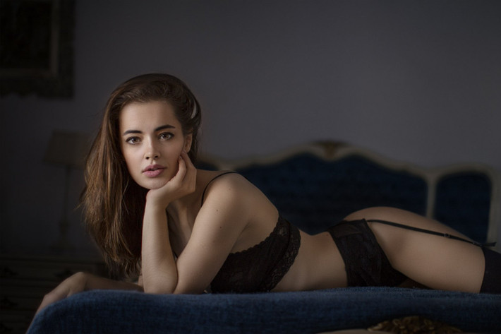 Chân dài 27 tuổi này sinh ra và lớn lên tại Nga. Hiện tại, mỹ nhân sinh năm 1991 đang là 1 trong những siêu mẫu đắt giá nhất nhì xứ sở bạch dương.