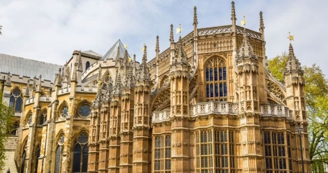 4. Hai cậu bé từ Tu viện Westminster: Hai bộ xương được tìm thấy năm 1933, được cho là của hai hoàng tử bị sát hại tại Tháp London vào thế kỷ 15. Nguyên nhân và danh tính chính xác vẫn chưa được xác định.