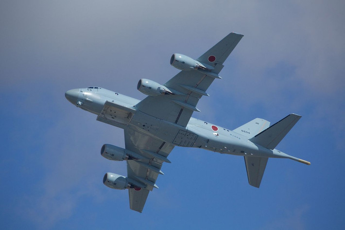 Được trang bị động cơ IHI Corporation F7 đặc biệt chế tạo riêng cho Kawasaki P-1, chiếc máy bay này có khả năng bay với tốc độ 1000 km/h và hoạt động liên tục 8000 km không nghỉ. Nguồn ảnh: Sina.