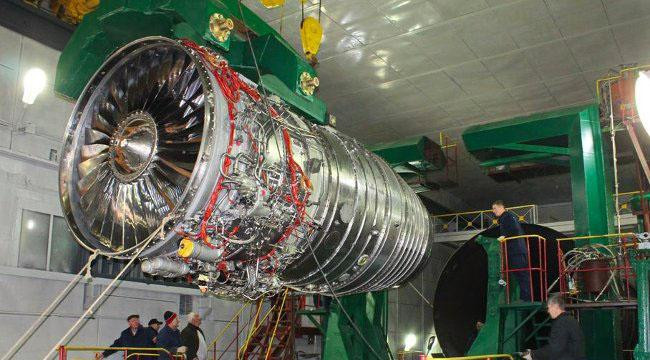 Ngoài trang thiết bị điện tử và vũ khí mới, động cơ Kuznetsov NK-32 trên dòng Tu-160 sẽ được thay bằng phiên bản NK-32-02 trên phiên bản Tu-160M, giúp tiết kiệm nhiên liệu và tăng hiệu quả hoạt động.