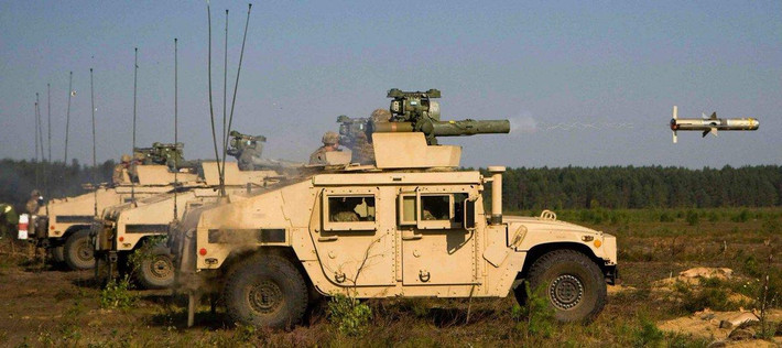 Cuối cùng là BGM-71F theo quảng cáo có chế độ tấn công từ trên cao xuống tương tự FGM-148 Javelin và biến thể BGM-71H mang đầu nổ nhiệt áp được thiết kế để chống lại boong ke, công sự.