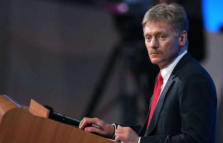 Thư ký báo chí của tổng thống Nga Dmitri Peskov cho biết: “Đó là sự di chuyển quân đội bên trong phạm vi nước Nga và theo kế hoạch của chính mình, việc làm này không đe dọa ai và không gây tổn hại đến ai”.