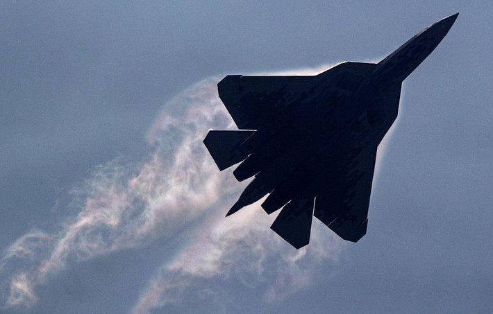 Tất nhiên, vụ tai nạn không được tính cho Không quân Nga, số lượng Su-57 mà Không quân Vũ trụ Nga đang vận hành vẫn chưa hề bị "sứt mẻ" một chiếc nào. Nguồn ảnh: Rumil.