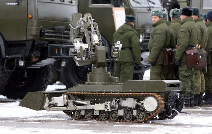 МРК-46, một robot di động khác của lực lượng phòng hóa Nga.