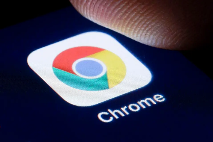 Đáng chú ý, có tới 10 tiện ích từng được gắn nhãn “Nổi bật” bởi Google, gây hiểu nhầm về độ an toàn.(Ảnh: Forbes)