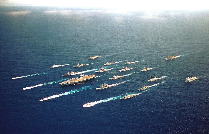 Đáp trả lại, lãnh tụ tối cao Iran Ayatollah Ali Khamenei cho biết Iran không hề muốn xảy ra chiến tranh với Mỹ nhưng sẽ cứng rắn với Mỹ tới cùng và không nhượng bộ. Nguồn ảnh: Twitter.