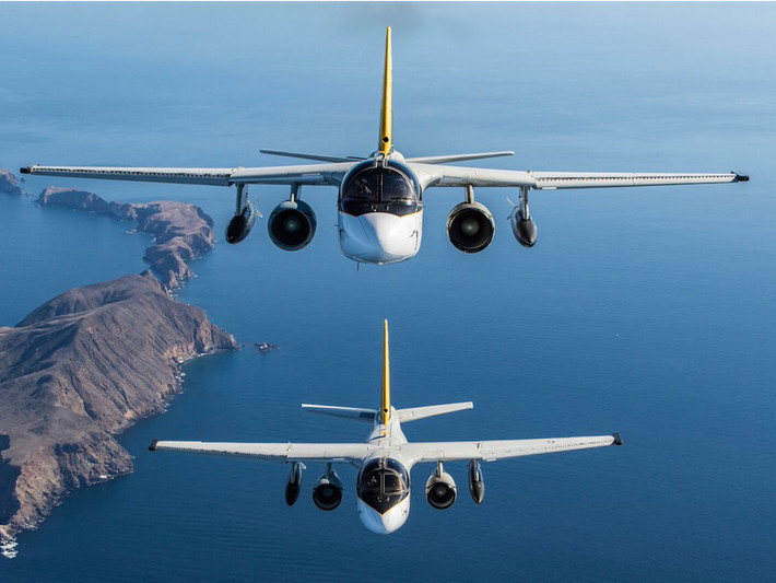Máy bay chống ngầm S-3 Viking. Theo Business Insider, S-3 từng là máy bay tác chiến chống ngầm chủ lực của Hải quân Mỹ. Năm 2009, Hải quân Mỹ rút máy bay này khỏi dịch vụ khiến năng lực tác chiến chống ngầm của Mỹ giảm sút mạnh. Ảnh: Hải quân Mỹ.