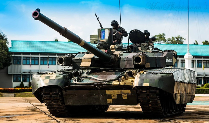 Vào thời điểm này, Ukraine rất hy vọng sẽ nhận lại được 49 chiếc T-84T Oplot-T đã bán cho Thái Lan để thay thế xe tăng T-64 giữ vai trò mũi nhọn chủ lực của Lục quân.