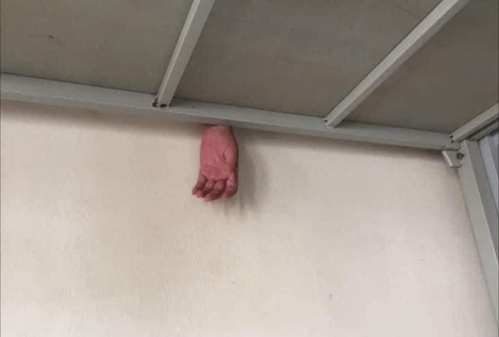 Ký túc xá có lẽ là nơi ăn chốn ở quen thuộc đối với không ít bạn sinh viên mới nhập học, đây được coi là nơi tạo ra nhiều kỷ niệm thời sinh viên nhất của nhiều người.