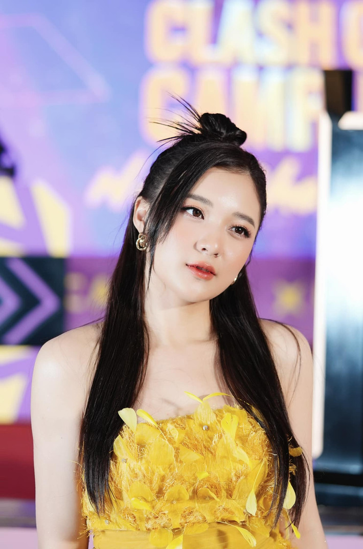 Phương Thảo cho biết nhờ dẫn Liên Quân Mobile mới có động lực giảm cân và giữ được vóc dáng như thời điểm hiện tại.