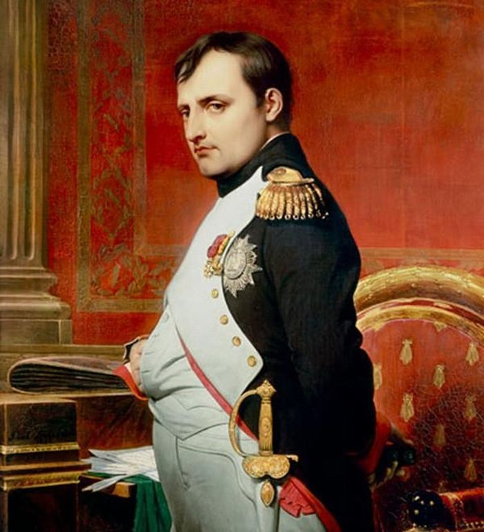 Nhưng trên thực tế, vào thời điểm qua đời, Napoléon cao khoảng 167 cm, vào thời điểm đó rõ ràng là chiều cao trung bình.