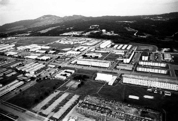 5. Cổng số 3 tại Trại Hansen, Okinawa: Từng có một vụ giết người đẫm máu bởi những binh lính trong thế chiến thứ II tại khu trại của quân đội Mỹ này.