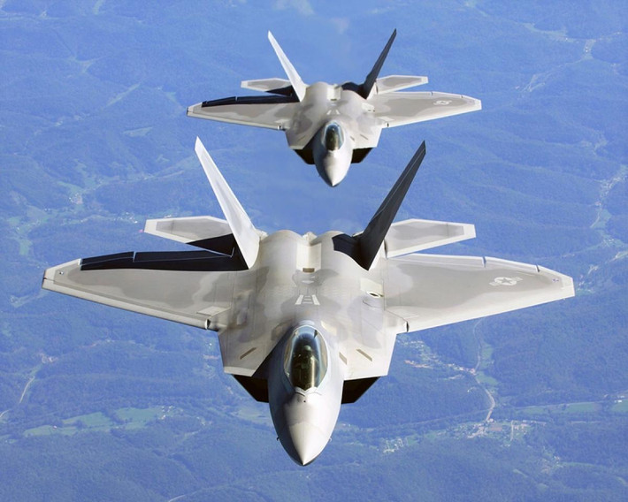 Kể cả kế hoạch bàn giao 4 chiếc Su-57 trong năm 2021 của Nga thành hiện thực thì số lượng như trên vẫn bị thất thế hoàn toàn trước đối phương.