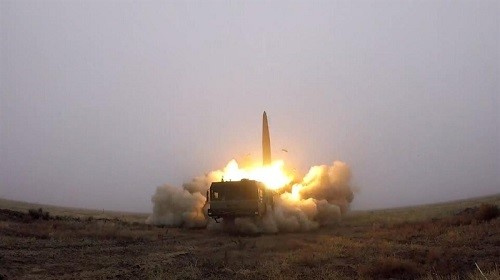 Lời cảnh báo trên được Syria đưa ra sau 4 cuộc không kích của Israel tiến hành vào lãnh thổ quốc gia này. Theo giới quan sát, hệ thống phòng không của Syria đã vô dụng trong suốt toàn bộ 4 cuộc không kích trước đây.