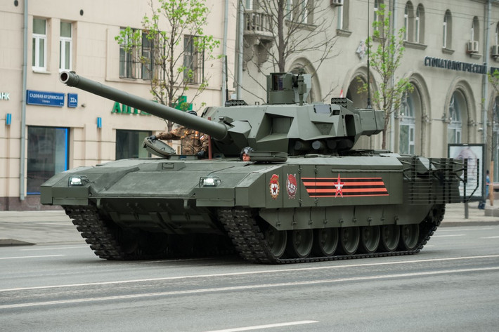 Ra mắt từ năm 2015, T-14 Armata được Nga giới thiệu là mẫu xe tăng của thế hệ mới, với triết lý thiết kế khác hoàn toàn so với các loại xe tăng trước đây.
