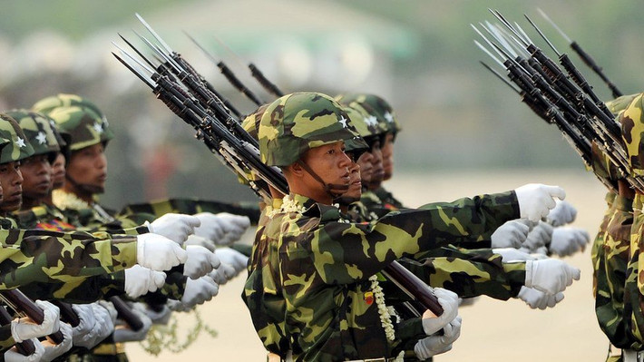 Quân đội Myanmar về cơ bản có thể coi là lực lượng hiện đại, có trình độ cao và khả năng tự cung, tự cấp nhiều loại vũ khí dựa trên chuyển giao công nghệ từ nước ngoài.