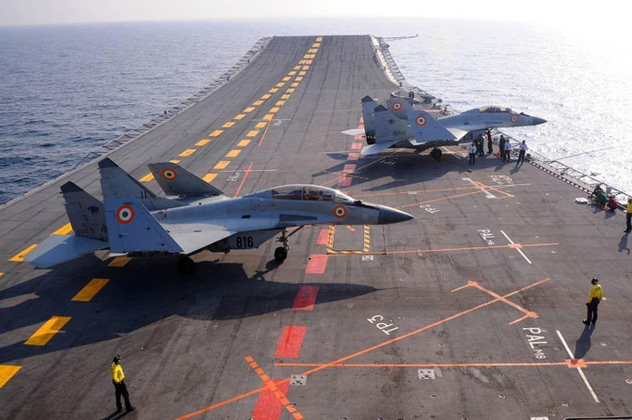 “Vụ phóng thành công và an toàn đầu tiên của F/A-18 Super Hornet từ đường dốc xác nhận hoạt động hiệu quả từ các tàu sân bay của hải quân Ấn Độ”, đại diện Boeing tại Ấn Độ - ông Ankur Kanaglekar cho biết.