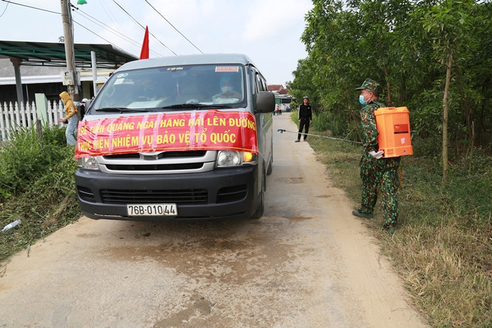 Năm 2021, Tiểu đoàn 8, Trung đoàn 29, Sư đoàn 307 (Quân khu 5) được giao nhiệm vụ tiếp nhận, quản lý, huấn luyện các chiến sĩ tân binh là con em của hai tỉnh Khánh Hòa và Quảng Ngãi.
