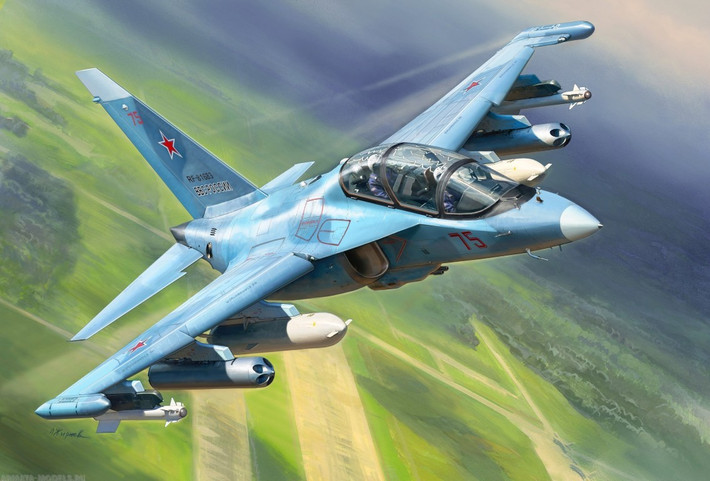 Để phục vụ cho nhiệm vụ huấn luyện phi công tiêm kích phản lực, Yak-130 tương thích với rất nhiều loại vũ khí hàng không, và có thể mô phỏng chiến thuật của nhiều loại máy bay chiến đấu khác nhau.