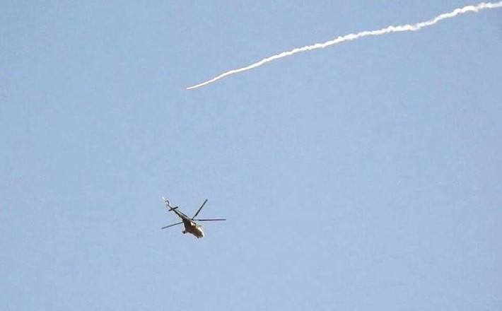 Vitebsk không chỉ đánh giá phát xạ của radar đối phương, mà đồng thời chế áp tín hiệu trong dải tần rộng hơn. Ngoài TsSAP, tổ hợp còn gồm hệ thống bảo vệ chống tên lửa lắp đầu tự dẫn tìm nhiệt (TGSN). Hệ thống này dùng đèn laser làm mù tên lửa của địch.