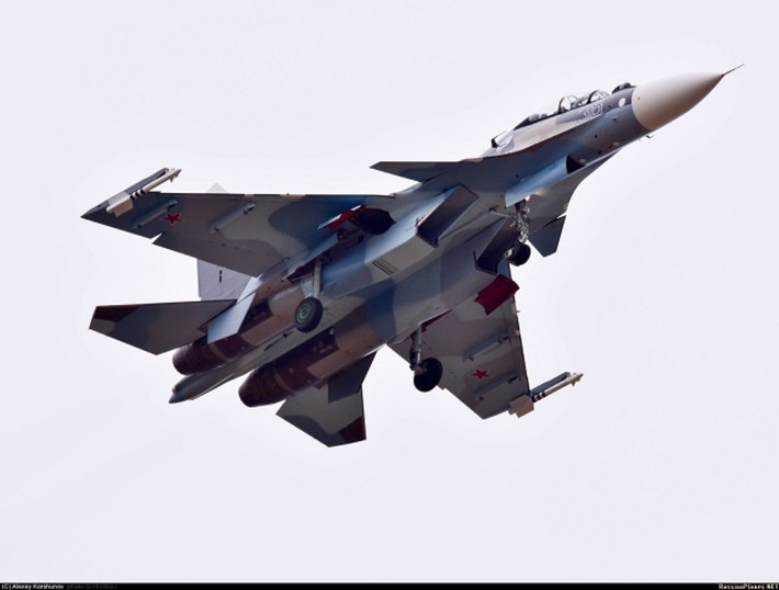 Để tăng cường khả năng tự vệ của Kaliningrad - một khu vực từ lâu đã được Nga coi là "bàn đạp" trong một cuộc chiến tranh phản kích tự vệ trước NATO - đã được nước này bổ sung một loạt các loại vũ khí hiện đại.