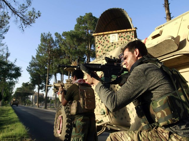 Trái với đa phần suy nghĩ, Taliban không phải tập hợp những đơn vị nổi dậy phân tán mà là một đội quân chính thức. Tổ chức này có sự lãnh đạo tập trung, hệ thống hậu cần thống nhất và đào tạo bài bản.