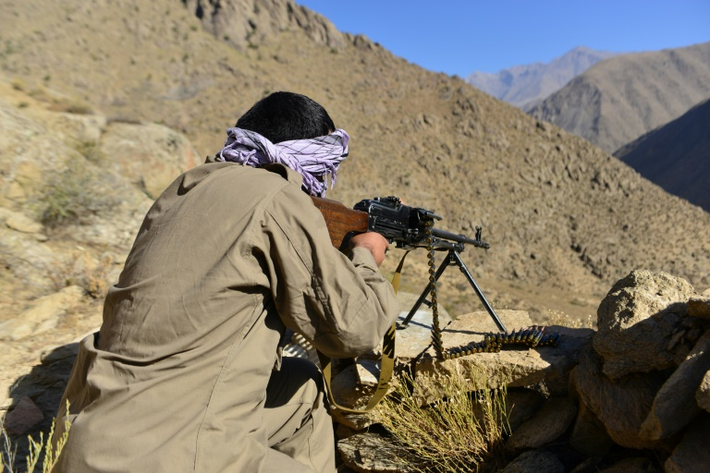 Ở thời điểm hiện tại, các tay súng Taliban tiếp tục hứng chịu những đòn tấn công từ quân kháng chiến, khi liên tục bị phục kích ở những vị trí hiểm hóc, khó gọi không quân và pháo binh tiếp viện.