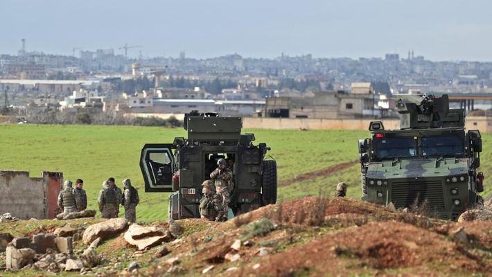 Hiện tại, Idlib được cho là nơi ẩn náu chính của khủng bố al-Qaeda tại Syria, cùng nhiều lực lượng phiến quân đối lập khác, trong đó có các lực lượng do Thổ Nhĩ Kỳ chống lưng.