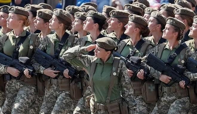 Súng trường tấn công Tavor TAR-21 có cỡ nòng 5,56 mm do Tập đoàn Công nghiệp Quốc phòng IMI của Israel chế tạo. Hãng IMI đã sản xuất với khá nhiều các biến thể cho các nhiệm vụ khác nhau, như GTAR-21, CTAR-21, STAR-21, TC-21 và MTAR-21.